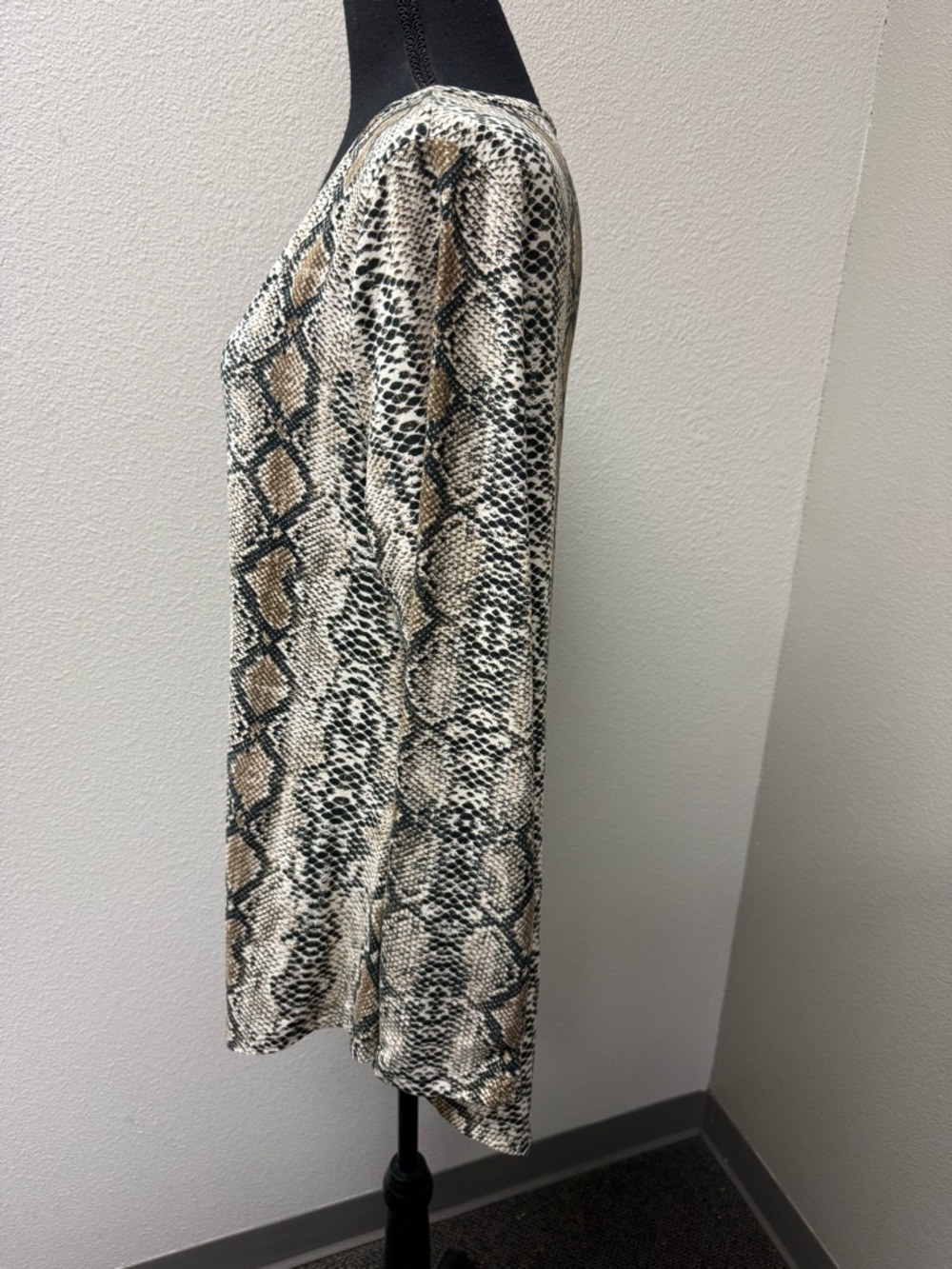 DUYOHC Snake Print Tunic Top XXL Long Sleeve Boho Stretch Blouse - Picture 4 of 9